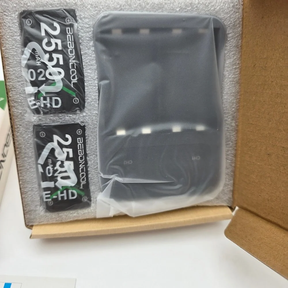 BEBONCOOL X-1 Controller Charger for Xbox One 2x2550mAh Battery Packs Black‎ New